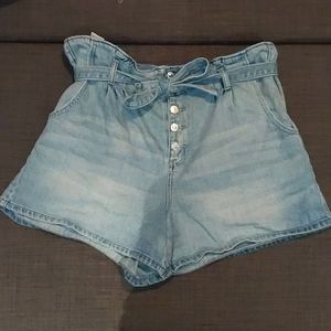 American Eagle high waisted shorts